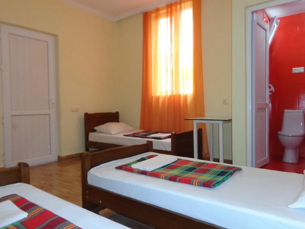 **  White Guest House Batumi Georgien
