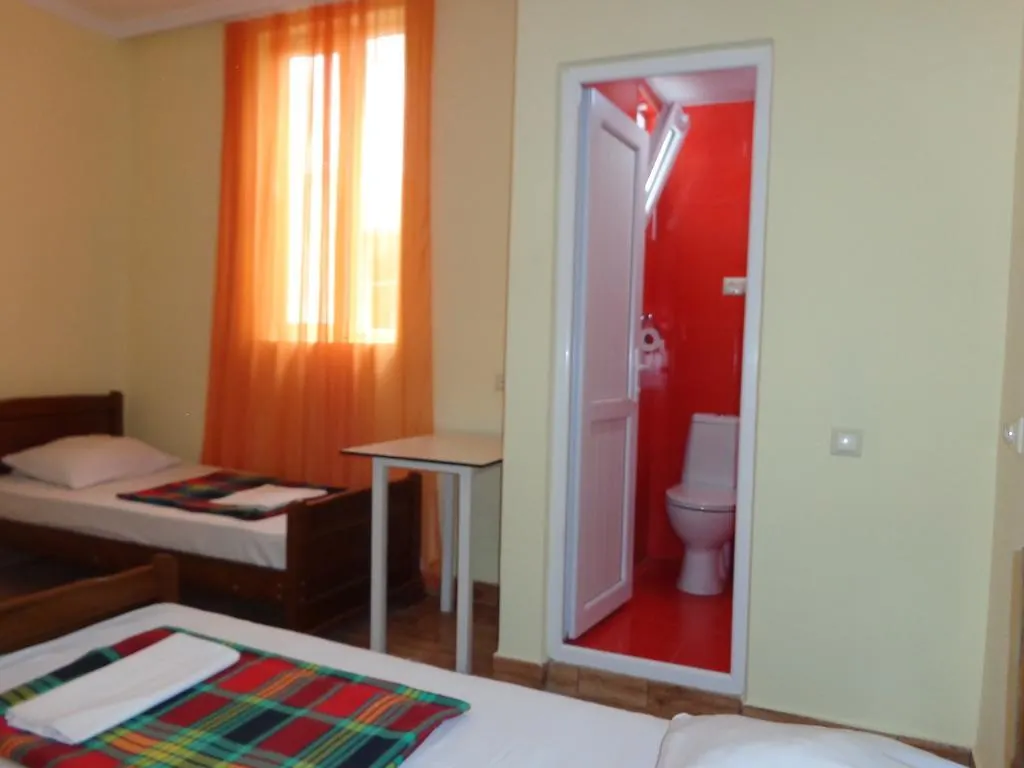 White Guest House Batumi