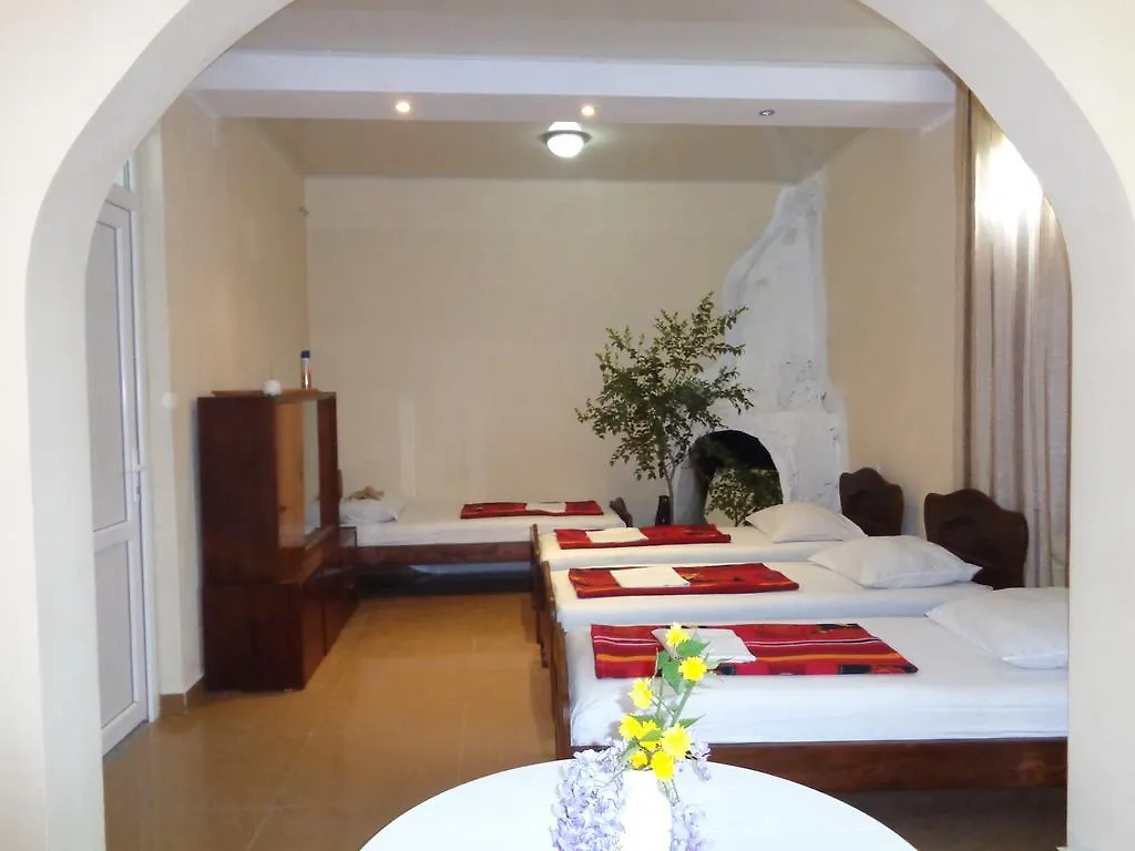 **  White Guest House Batumi Georgien