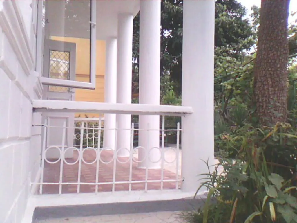 White Guest House Batumi Georgien