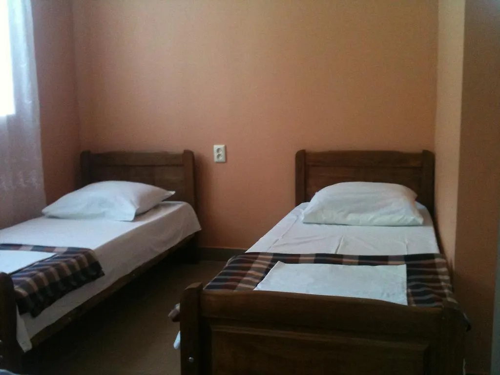 White Guest House Batumi 2*,  Georgien