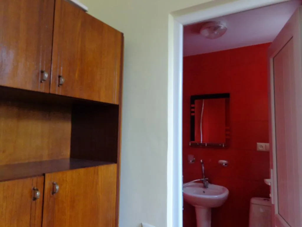 **  White Guest House Batumi Georgien